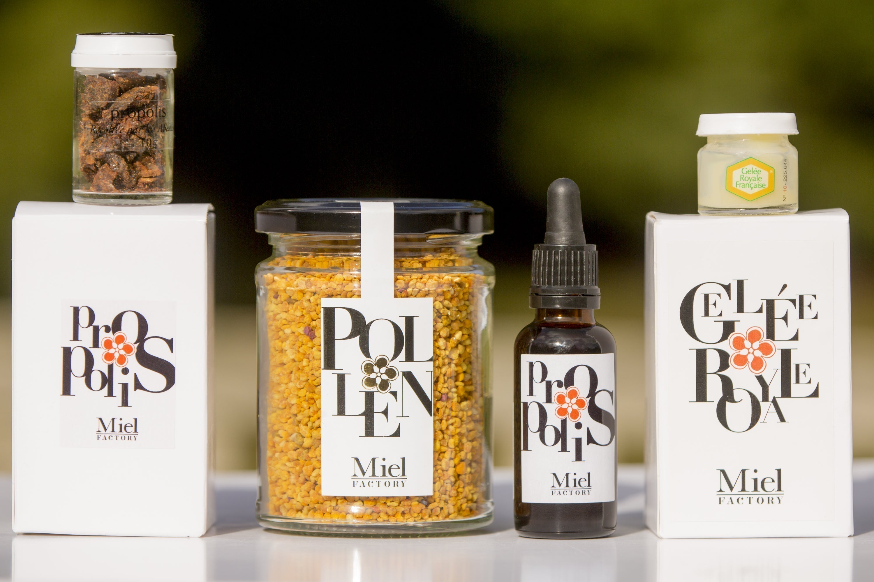 Miel, pollen, gelée royale et propolis : les super-aliments naturels pour les sportifs