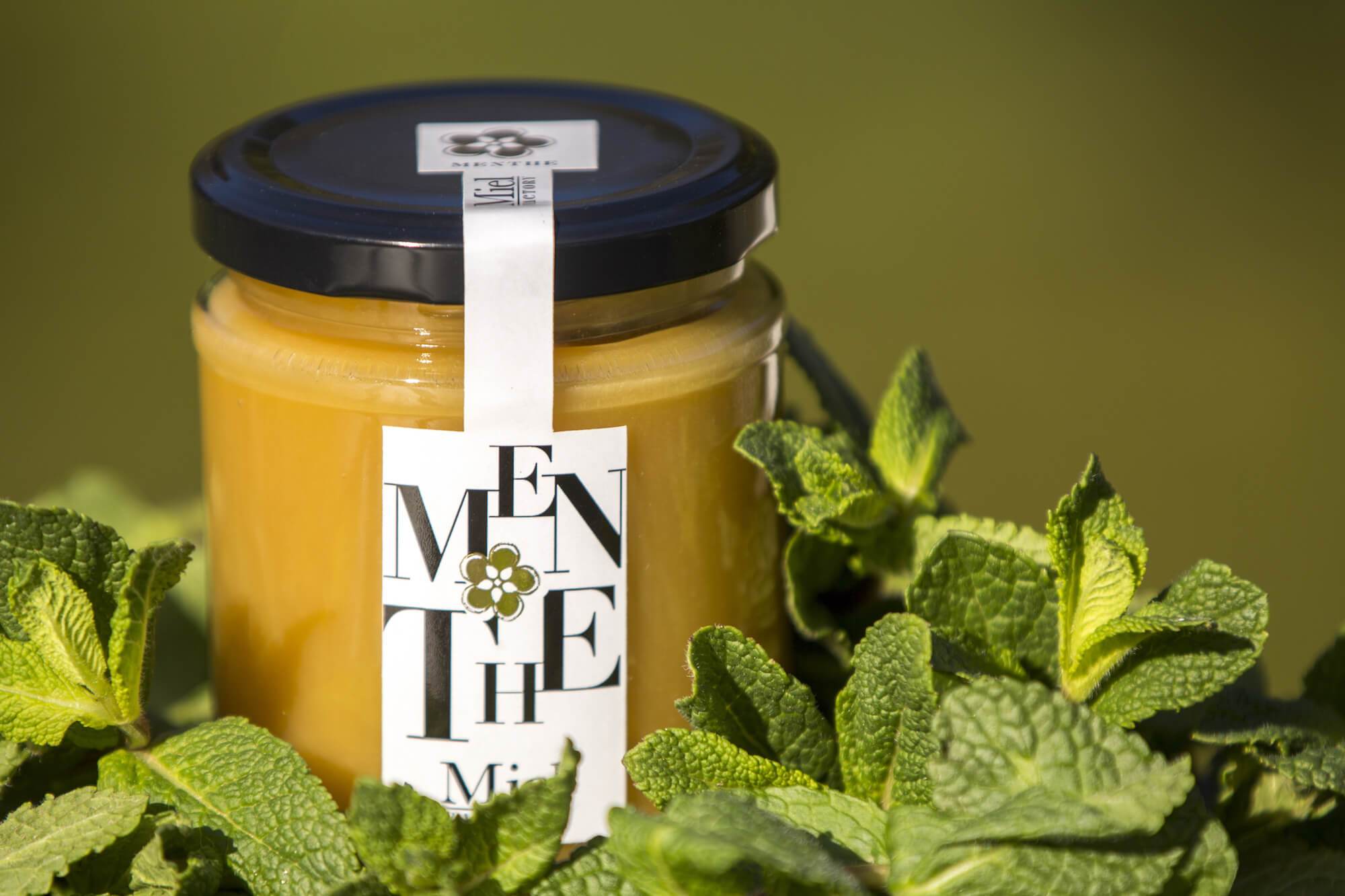miel de menthe, parfait pour accompagner son thé